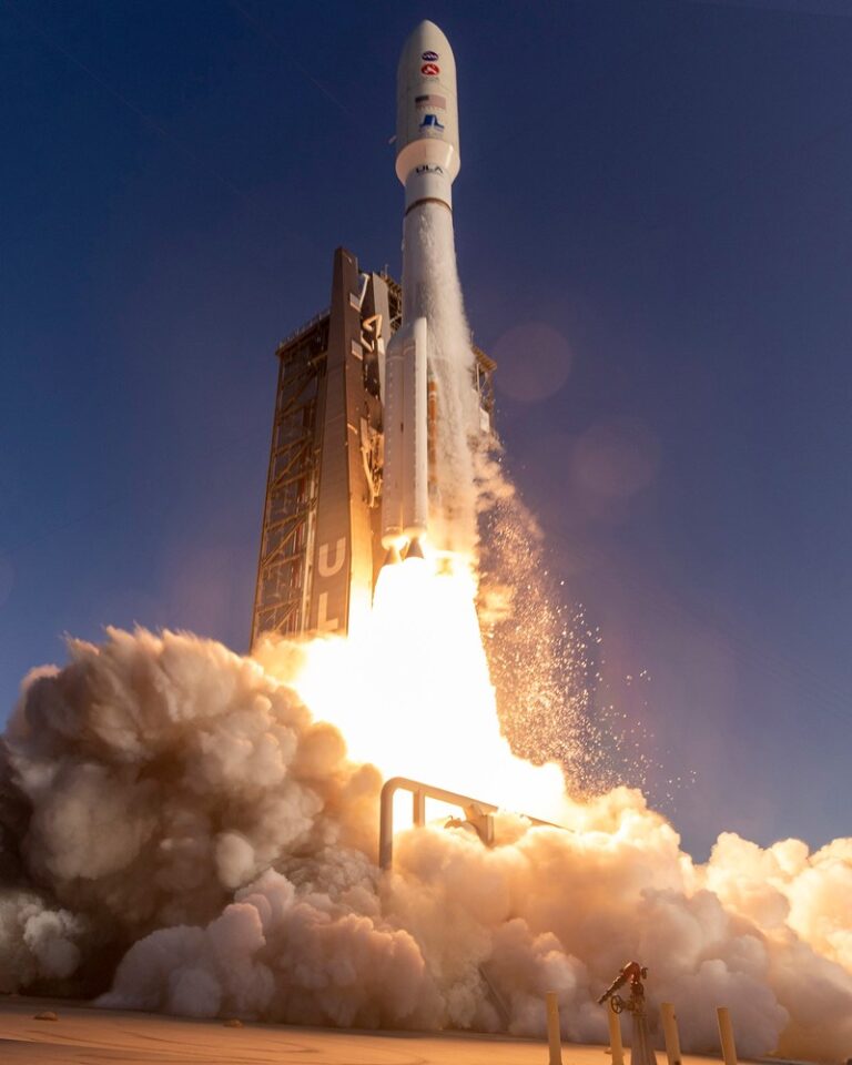 Atlas V launch