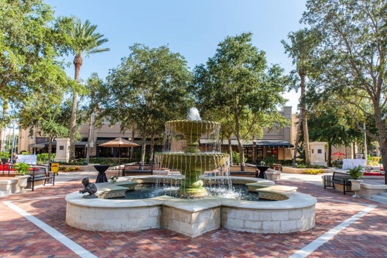 The Avenue Viera